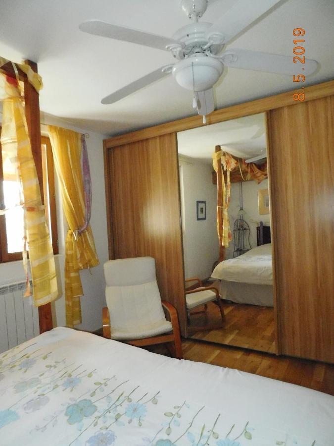 Chez Nous. B & B Bassy 外观 照片